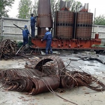 В Переволоцком районе местные жители разобрали на металл трансформаторную подстанцию