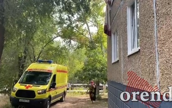В Оренбурге спускавшийся по простыням мужчина упал с высоты пятого этажа