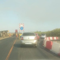 На трассе у Холодных ключей перевернулась фура