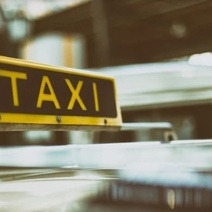 В Оренбурге пассажир ограбил водителя такси