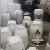 Житель Оренбурга организовал крупный канал сбыта нелегального алкоголя по всей России