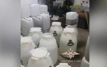 Житель Оренбурга организовал крупный канал сбыта нелегального алкоголя по всей России