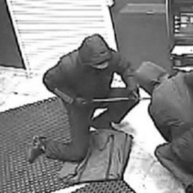 Банда из Оренбуржья в Череповце похитила 7 000 000 рублей из банкомата «Промсвязьбанка»