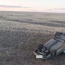 Под Сорочинском водитель без прав опрокинул ВАЗ-2115 в кювет