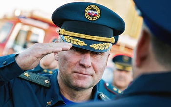 Сегодня в Оренбуржье все пожарные машины включат сирены в память о погибшем главе МЧС 