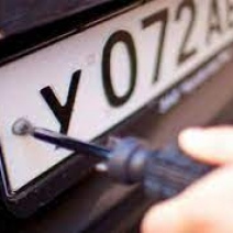 В Александровке гаишникам попался водитель с фальшивыми госномерами