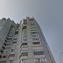 В Санкт-Петербурге с 21 этажа выпала 23-летняя уроженка Оренбургской области (18+)