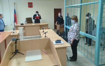 Суд отправил под арест причастных к сбыту суррогата в Оренбуржье