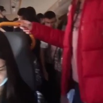 Очевидцы рассказали о переполненных вагонах 