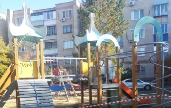 Детские площадки, хоккейный корт и уличное освещение: Оренбург становится ярче