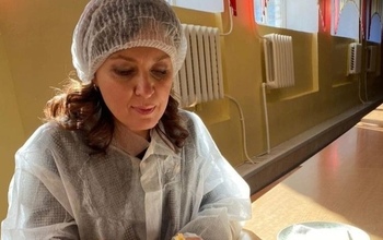 Остывшие блюда, компот - как вода: детский омбудсмен посетила школы Оренбурга