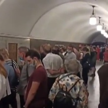 Житель Оренбуржья заплатит почти миллион рублей из-за прыжка под поезд в метро Москвы