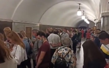 Житель Оренбуржья заплатит почти миллион рублей из-за прыжка под поезд в метро Москвы