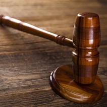 Водитель из Оренбурга, ехавший не нарушая ПДД, но сбивший насмерть пьяного мужчину, заплатит 200 000 рублей