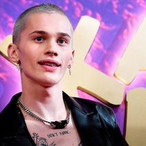 Даня Милохин заявил, что не помогает детскому дому в Оренбурге, в котором воспитывался