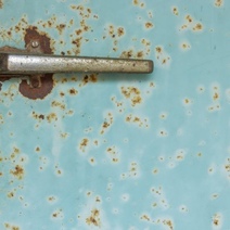 Житель Адамовки вынес из чужого дома сразу три холодильника и газовую плиту