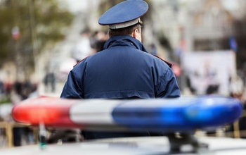 В Бузулуке полицейский попался на взятке