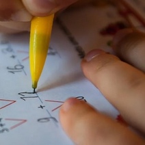 Где в Оренбуржье школьники уже отдыхают, а где пока учатся