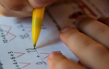 Где в Оренбуржье школьники уже отдыхают, а где пока учатся