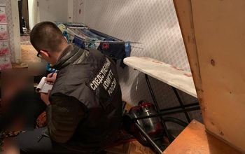 Подробности кровавого убийства в Орске: в момент расправы в квартире находился маленький ребенок (18+)
