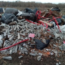 В Бузулуке местные жители обнаружили свалку строительных отходов