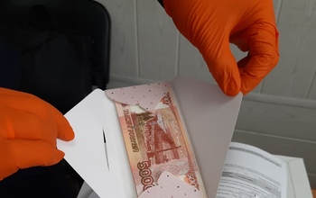 Контрольная закупка: полицейские из Оренбурга задержали подозреваемого в распространении фальшивых купюр