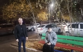 В Оренбурге на улице Чкалова волонтеры вечером искали дедушку
