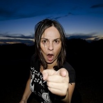 Жительница Оренбургской области накинулась на обидчика мужа