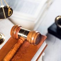 Депутат горсовета из Новотроицка предстанет перед судом по обвинению в мошенничестве