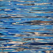 В Светлинском районе на озере чуть не утонул 62-летний мужчина