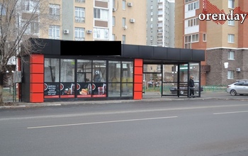 В Оренбурге торгово-остановочный павильон на Просторной появился без проекта и торгов