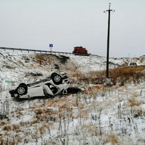 В Октябрьском районе 77-летний водитель опрокинул 