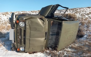 В Саракташском районе  «УАЗ» опрокинулся в кювет, двое в больнице