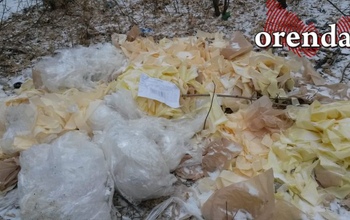 В районе cтарицы Урала оренбуржцы наткнулись на гору мусора