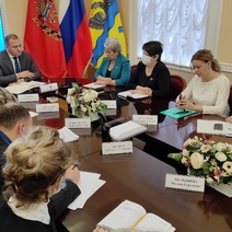 Горожан вновь и вновь призывают не выходить на тонкий лёд