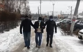 Задержан оренбуржец, напавший возле школы на женщину