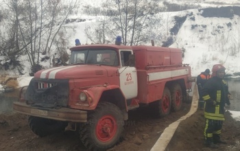 В Абдулино тушат крупный ландшафтный пожар