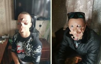 В Оренбурге двое мужчин съехали в кювет на угнанном авто и сожгли его
