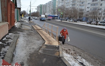 В Оренбурге печально известные тротуары на Туркестанской всё-таки собираются выровнять
