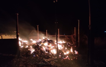 Под Соль-Илецком пьяная женщина спалила сено своей соседки