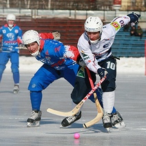 Жителя Оренбурга при покупке партии сломанных клюшек обманул солдат-мошенник