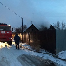 В Оренбургском районе на страшном пожаре в двухэтажном доме нашли тело ребенка (18+)