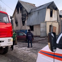 Погибли родители и сын: СК сообщил подробности пожара в Оренбурге (18+)