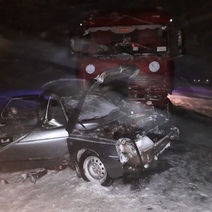 Водитель фуры из Оренбургской области попал в смертельное ДТП (18+)