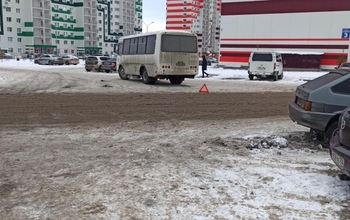 В Оренбурге школьник прыгнул под маршрутный ПАЗ