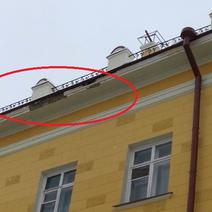 С отремонтированных домов на Богдана Хмельницкого уже осыпается штукатурка