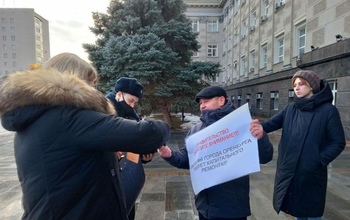 Депутата Заксоба Мунжасарова и его помощников оштрафовали на 10 и 20 тысяч рублей