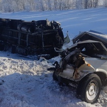 Подробности ДТП под Майорским: погибла пассажирка ВАЗа (18+)