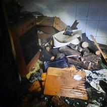 В Новосергиевке из-за нарушения требований пожбезопасности загорелся жилой дом