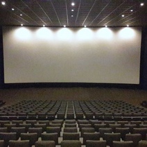 В кинотеатрах оренбуржцев сегодня ждали совсем не праздничные цены